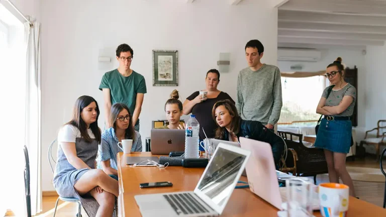 Meet Oli: The AI Assistant Ending Sales Burnout
