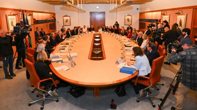 Productivity Gains Lie in Hi-Tech Universities